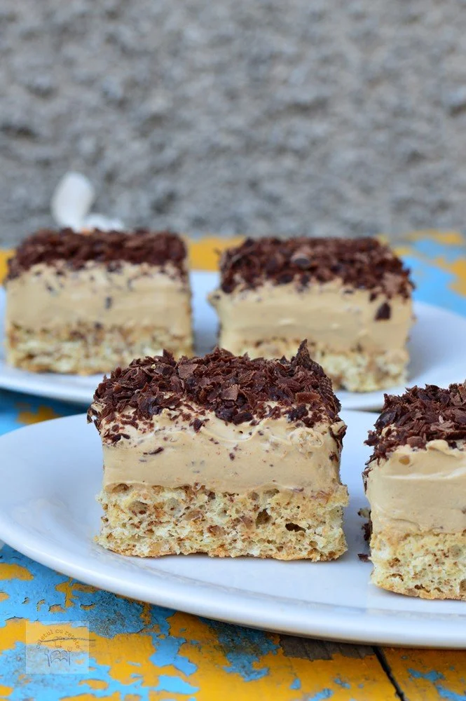 Prajitura cu nuca si crema de ness - desert delicios